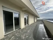 Apartament cu 2 camere, decomandat + terasa de 41 mp, in zon