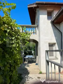 Casa cu mansarda