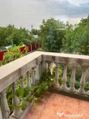 Casa cu mansarda 
