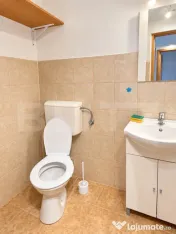 Apartament 3 camere, 65 mp, 2 bai, nemobilat, zona piata cip 