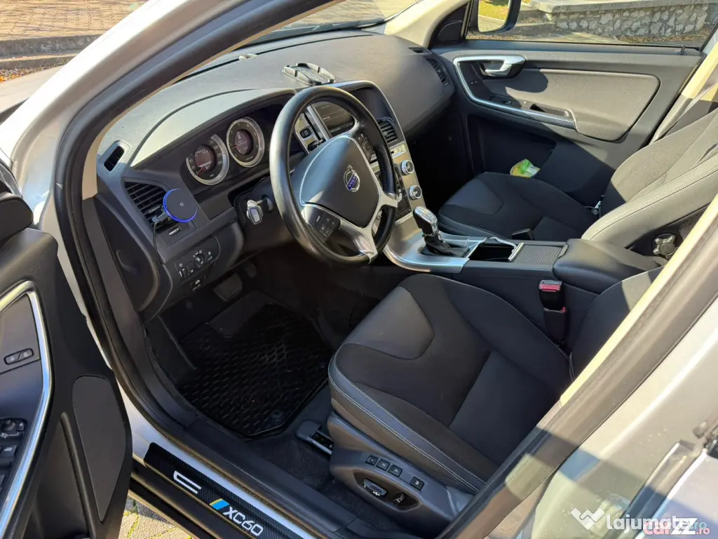 Volvo XC 60, 2.0 Tdi, motor 5 pistoane, neg. - Oradea (Bihor)