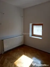 Apartament 3 camere in Vila Ultracentral Str.Roma 