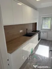 APARTAMENT 1 CAMERĂ | 42 MP+BALCON | RENOVAT | MOBILIER NOU. 