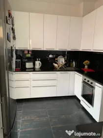 Casa 4 camere 130 mp si currte 70 mp in Cluj zona Semicentra