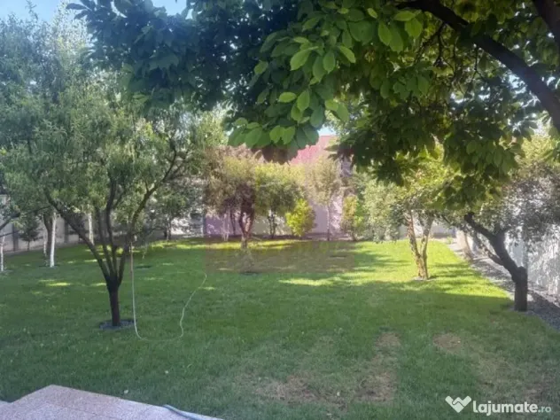 Vila P+1+M incojurata de o oaza de liniste si verdeata Bragadiru. - Bragadiru (Bucuresti-Ilfov)
