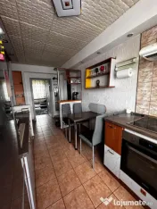 Apartament 4 camere, 86mp, cu 2 garaje, zona Micro 1 