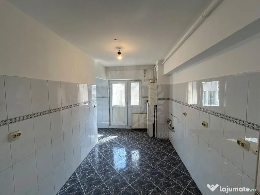 APARTAMENT 3 CAMERE DE VÂNZARE | PIAȚA MIHAI VITEAZUL | - Ploiesti (Prahova)