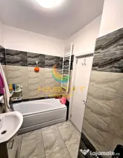 Apartament 2 camere decomandat Loc de Parcare mobilat si utilat 