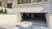 Apartament 5 camere de închiriat Aviatorilor, decomandat, 2 terase, parcare 