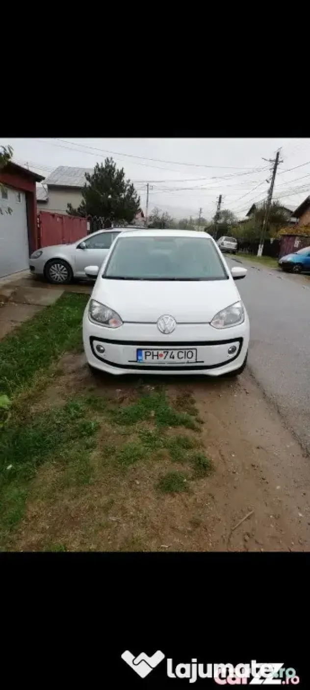 VW UP benzina 1.0 - Blejoi (Prahova)
