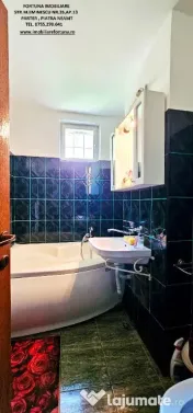 Apartament 3 camere decomandate,echipat,parcare,Precista-Sc.nr.10 
