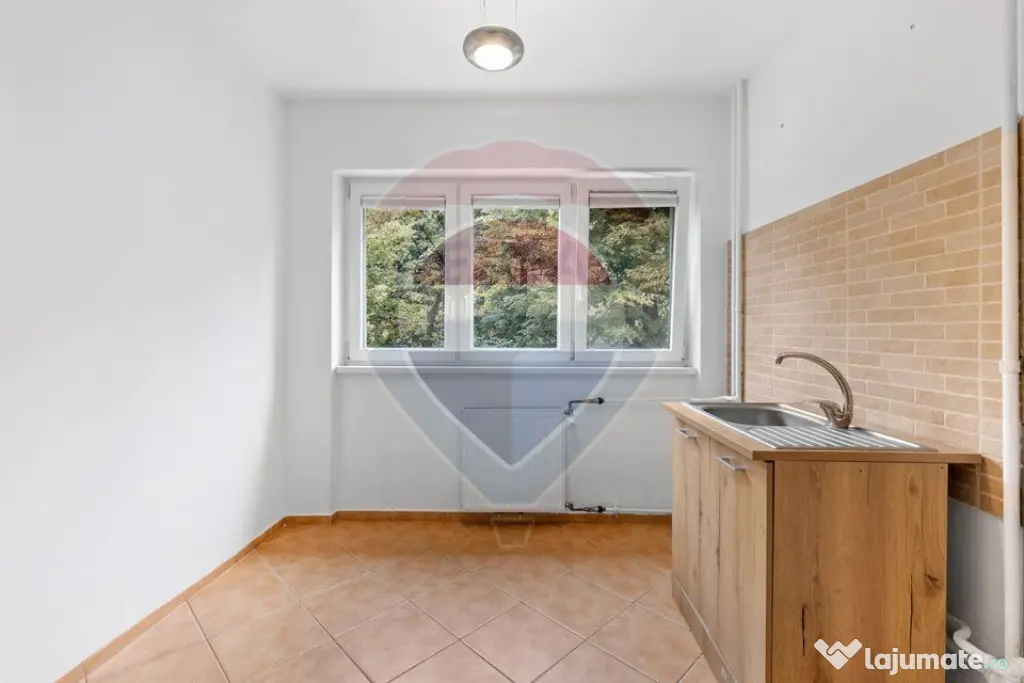 Apartament cu 2 camere de închiriat - Zona Central - Arad (Arad)
