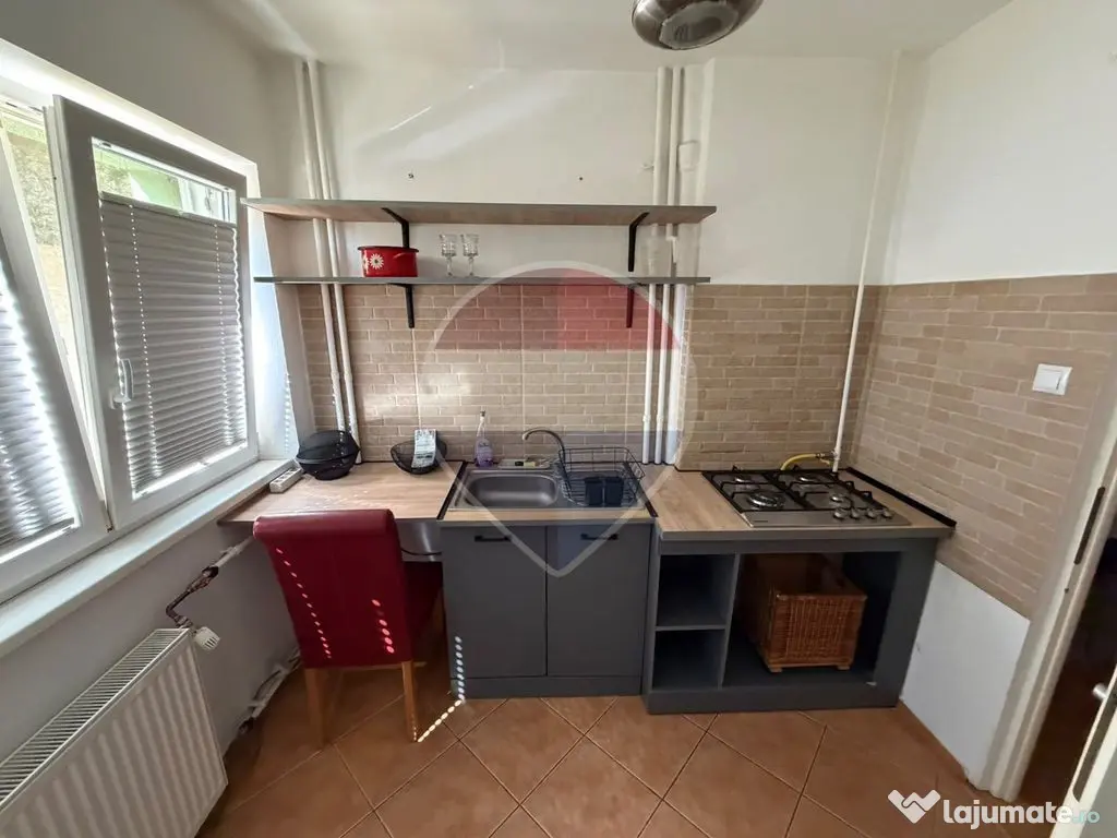 Apartament cu 2 camere de închiriat - Zona Central - Arad (Arad)