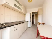 Apatament decomandat, 3 camere, spatios, zona Racadau! 