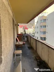 Apatament decomandat, 3 camere, spatios, zona Racadau! 