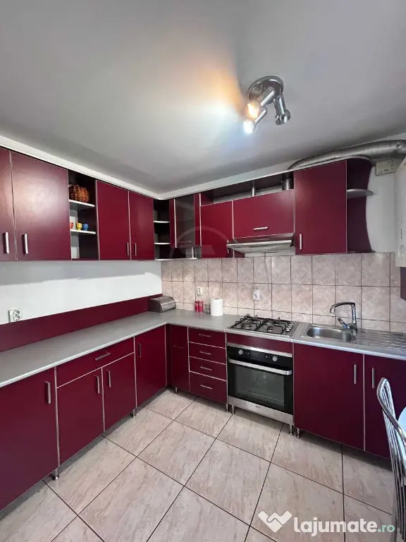 Casă tip triplex de închiriat in Floresti – Str. Cuza Vodă - Floresti (Cluj)