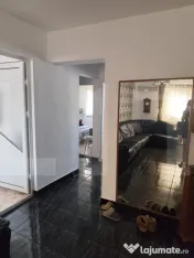 Apartament 3 camere - decomandat 64,45mp- Zona Donici 