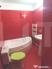 Apartament 3 camere - decomandat 64,45mp- Zona Donici 