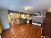 E3- CASA LA SOL BCA, 3 camere, foisor, curte, centrala gaz 
