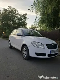Vând Skoda Fabia 1.4