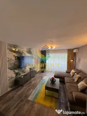 De inchiriat 2 cam lux Unirii metrou