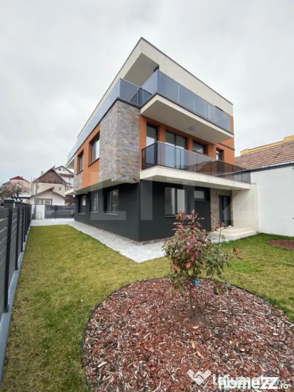 Casa individuala, 6 camere, 220 mp, zona Iulius Mall