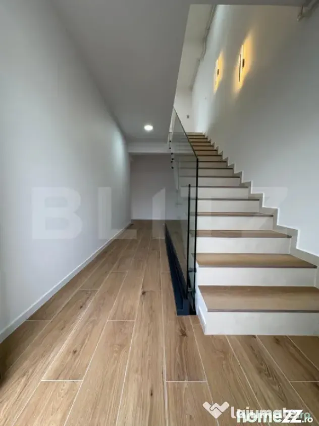 Casa individuala, 6 camere, 220 mp, zona Iulius Mall