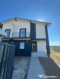 DUPLEX PE ETAJ 3 DORMITOARE BUCATARIE INCHISA TEREN 400 MP Z 