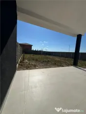 DUPLEX PE ETAJ 3 DORMITOARE BUCATARIE INCHISA TEREN 400 MP Z 