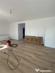 DUPLEX PE ETAJ 3 DORMITOARE BUCATARIE INCHISA TEREN 400 MP Z 