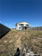 DUPLEX PE ETAJ 3 DORMITOARE BUCATARIE INCHISA TEREN 400 MP Z 