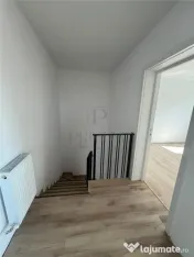 DUPLEX PE ETAJ 3 DORMITOARE BUCATARIE INCHISA TEREN 400 MP Z 