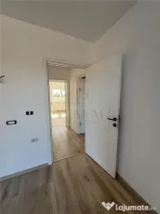 DUPLEX PE ETAJ 3 DORMITOARE BUCATARIE INCHISA TEREN 400 MP Z 