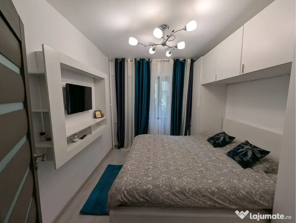 Apartament complet complet renovat și mobilat,