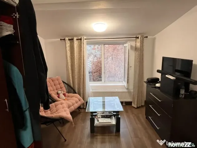 Casă 5 camere, 135 mp, zona Unirii, renovată - Bucuresti (Bucuresti-Ilfov)