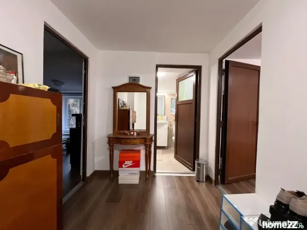 Casă 5 camere, 135 mp, zona Unirii, renovată - Bucuresti (Bucuresti-Ilfov)