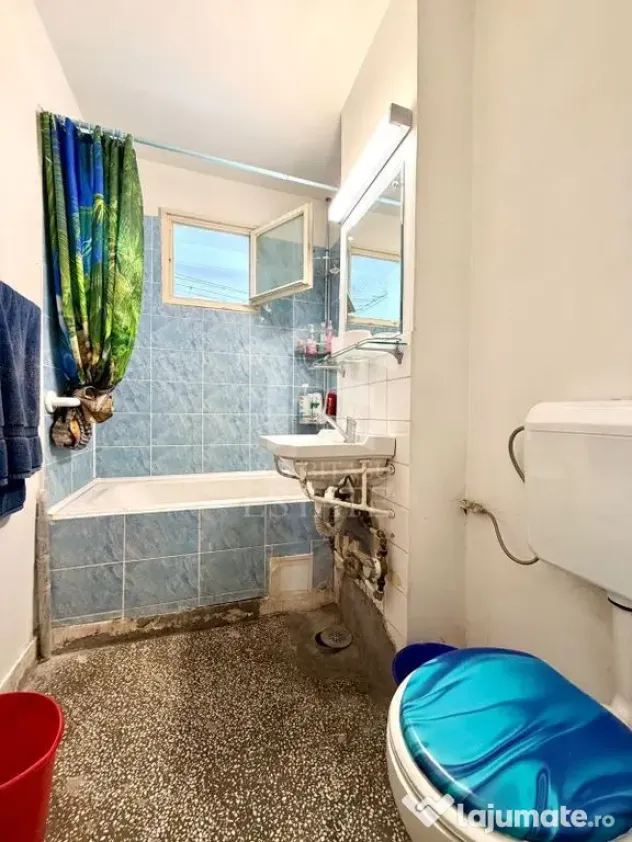 3 camere 69 mp Titan Metrou 8 minute 0% - Bucuresti (Bucuresti-Ilfov)