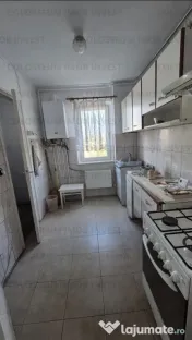 Apartament 3 camere | Semidecomandat | Zona Astra