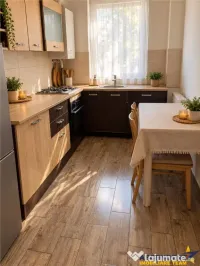 Apartament 2 camere decomandat, etaj2, Tractorul, Brasov 