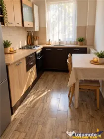 Apartament 2 camere decomandat, etaj2, Tractorul, Brasov