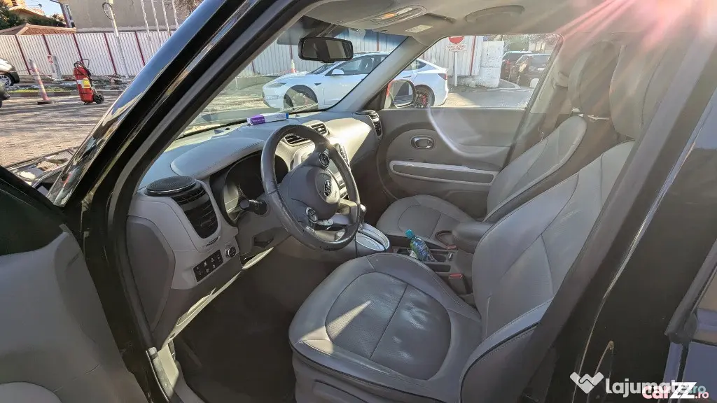 Kia Soul EV 30 kWh 2018 | 110 CP | Baterie ~95% SOH | Prim Proprietar - Bucuresti (Bucuresti-Ilfov)