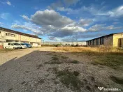 BERZOVIA, OPORTUNITATE SAU INVESTITIE.!!!..Teren cu 4 Hale,
