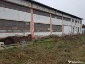 BERZOVIA, OPORTUNITATE SAU INVESTITIE.!!!..Teren cu 4 Hale,