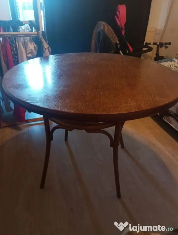 Set masă rotundă vintage din lemn masiv + 4 scaune (Stil Bistro / Thonet)