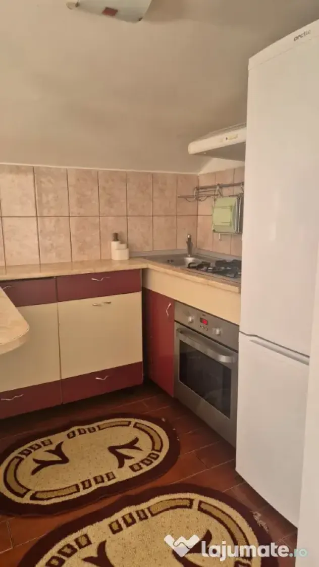 PF inchiriez apartament 2 cam Calea Turzii,parcare,posibilitate incarcare auto electric