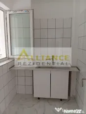 Ap.zona Brancoveanu,2-3 minute STB,se ajunge usor si rapid la metrou. 