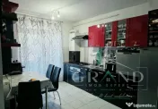 Apartament 3 camere de vanzare, Floresti 