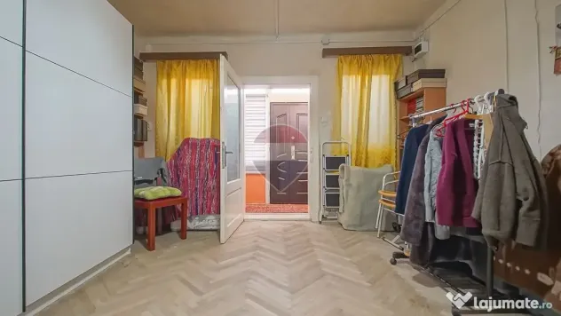 Casă tip Duplex cu două corpuri+teren 230 mp, Strada Carierei, Brașov - Brasov (Brasov)