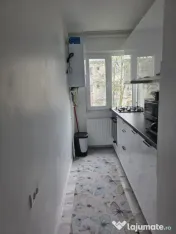 Apartament renovat și mobilat – Zona Salvare 