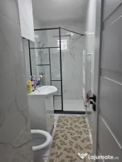 Apartament renovat și mobilat – Zona Salvare 